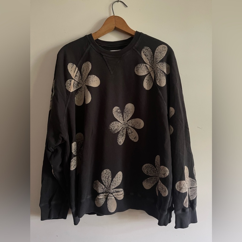 The great 🌸 sweatshirt